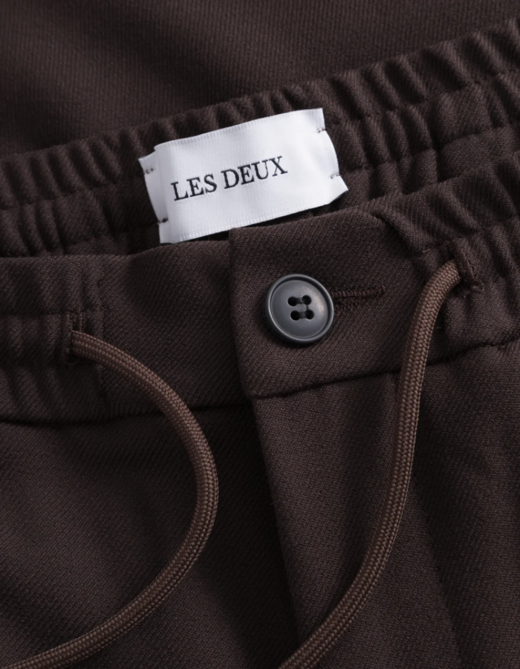  COFFEE BROWN