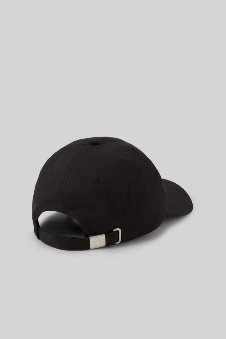  001 BLACK