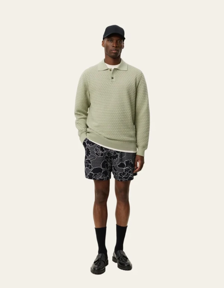 571 TEA GREEN