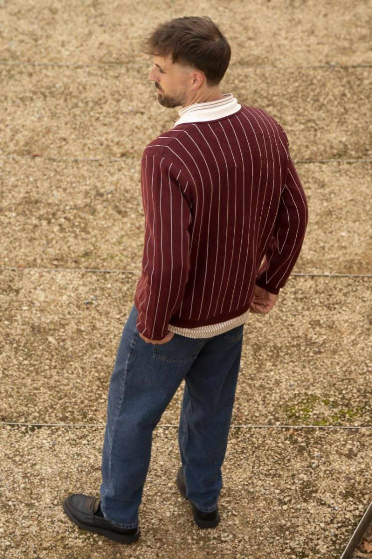  654 TRUFFLE RED