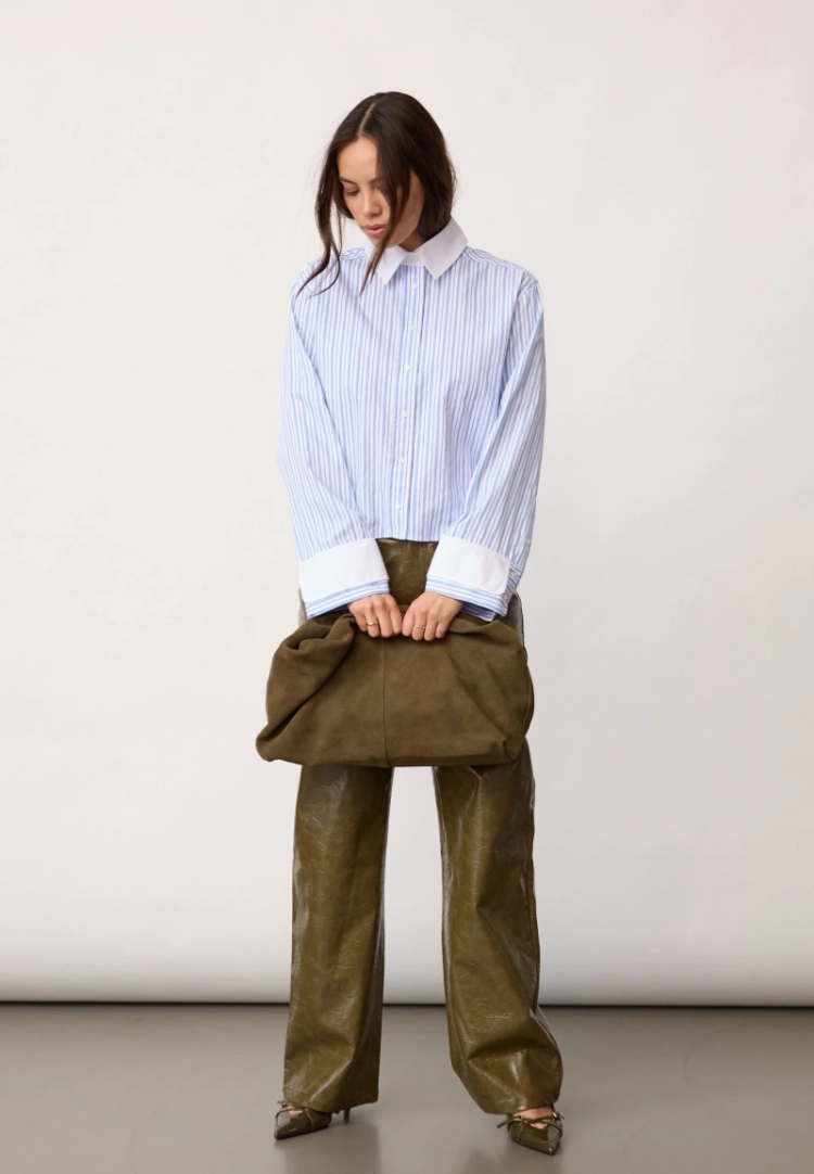  40004 PALE BLUE