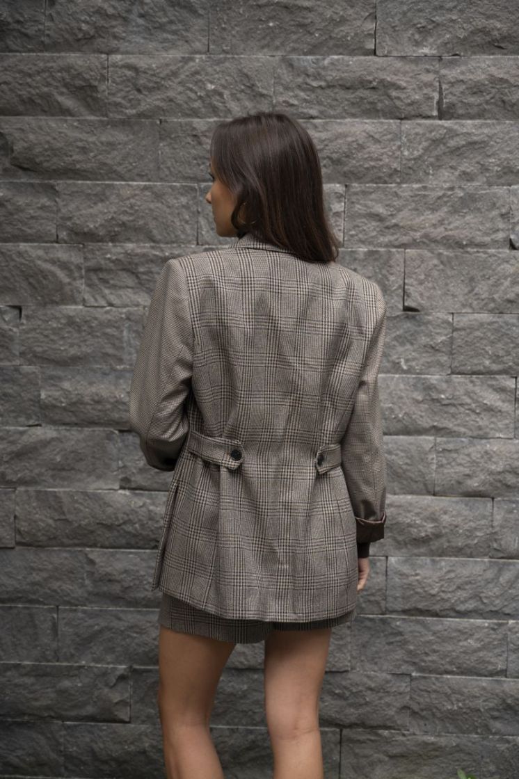  20002 BROWN