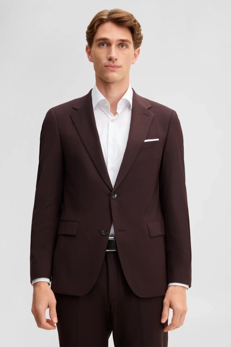 10104095 30103753 605 DARK RED