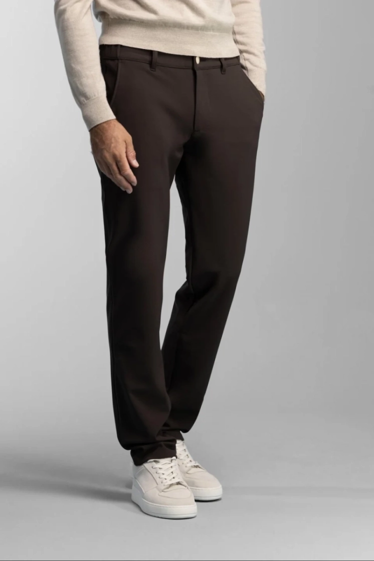 84142016 TRAVEL 212 BROWN