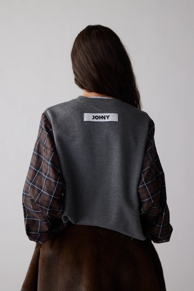 GREY CHEQUE