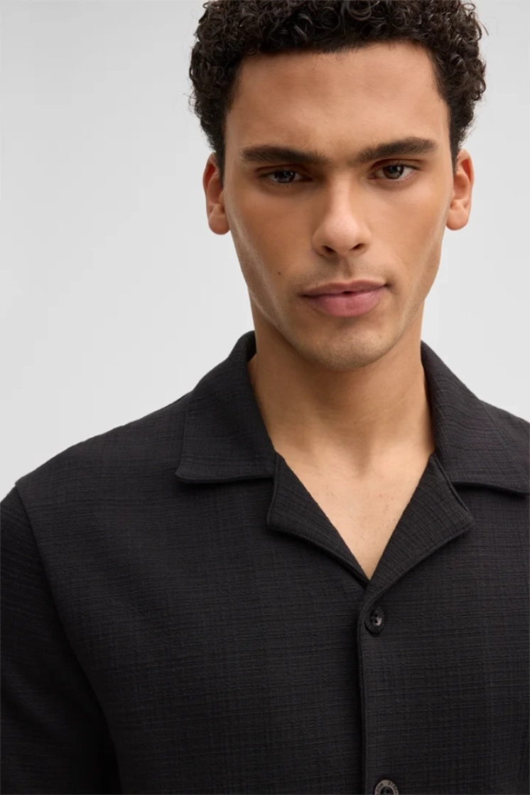001 BLACK