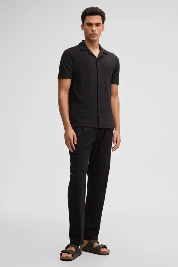 001 BLACK